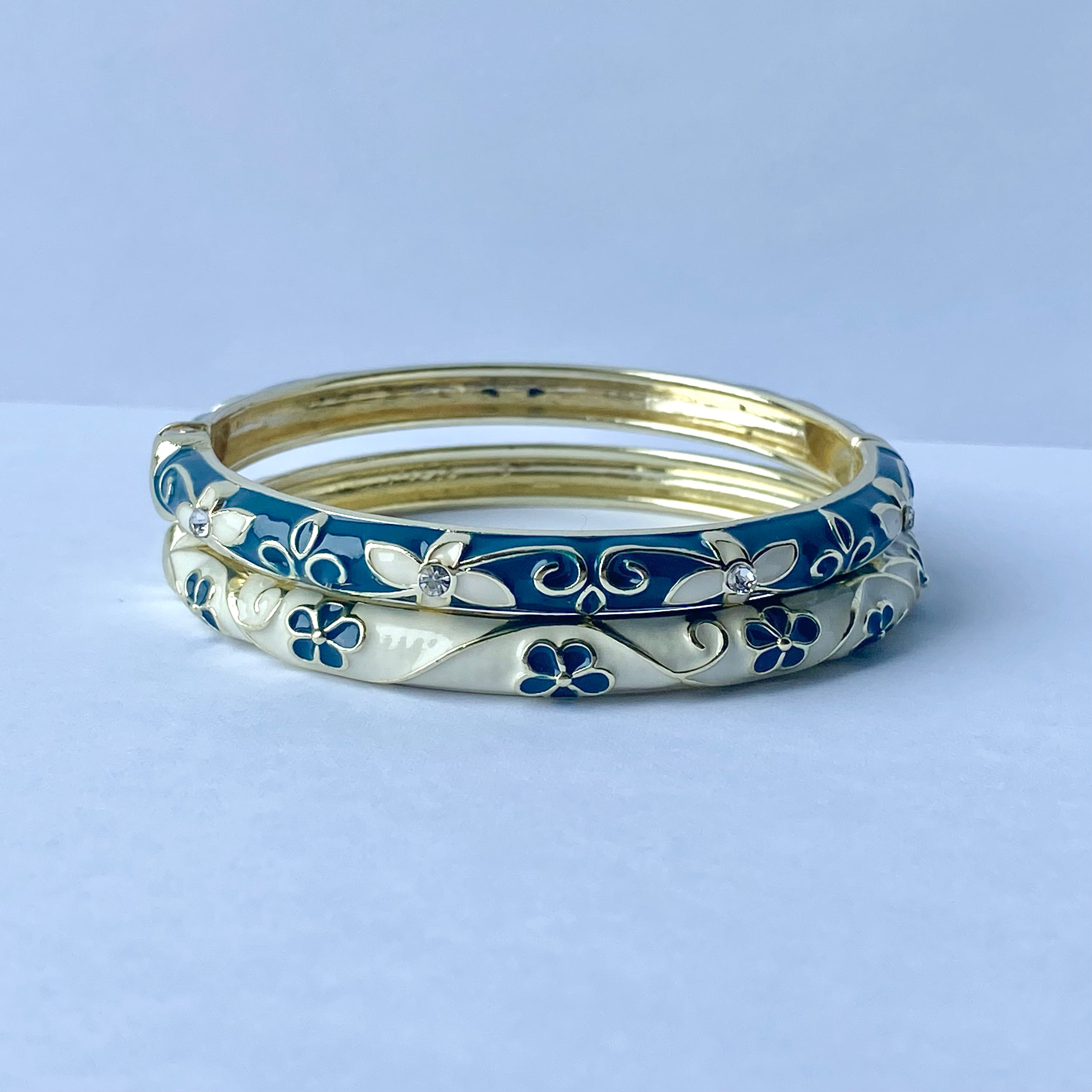 Midnight China Bangle Set