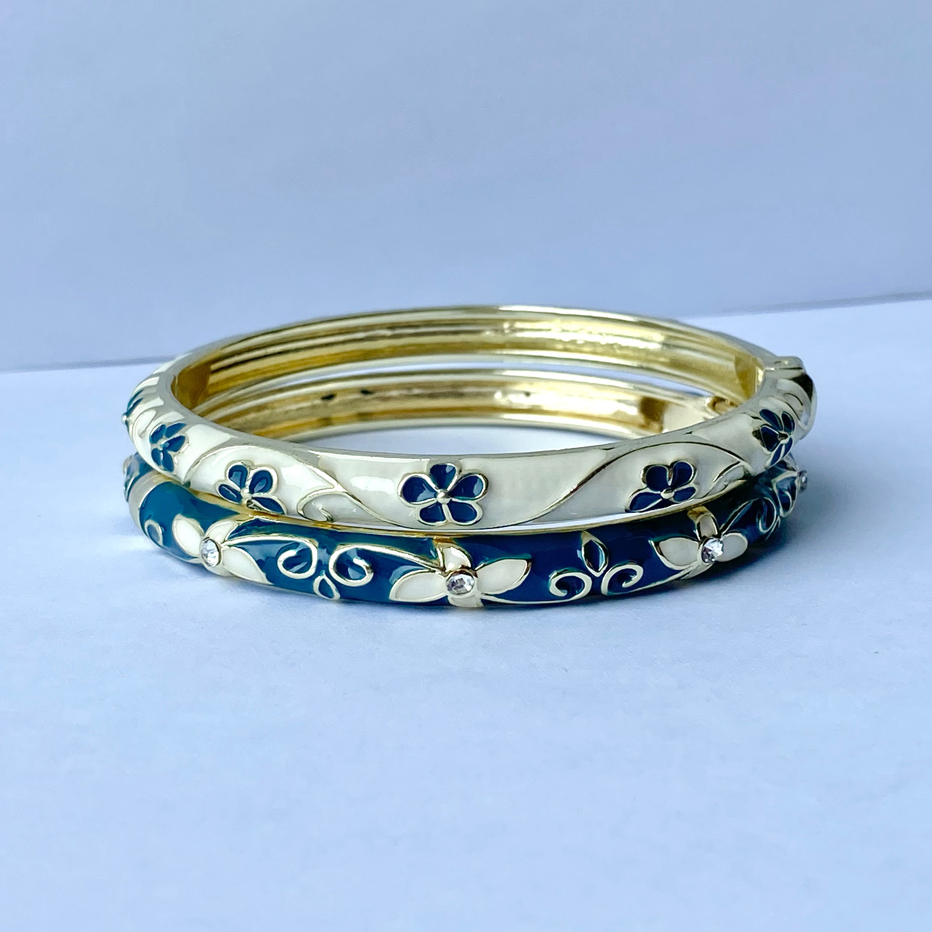 Midnight China Bangle Set