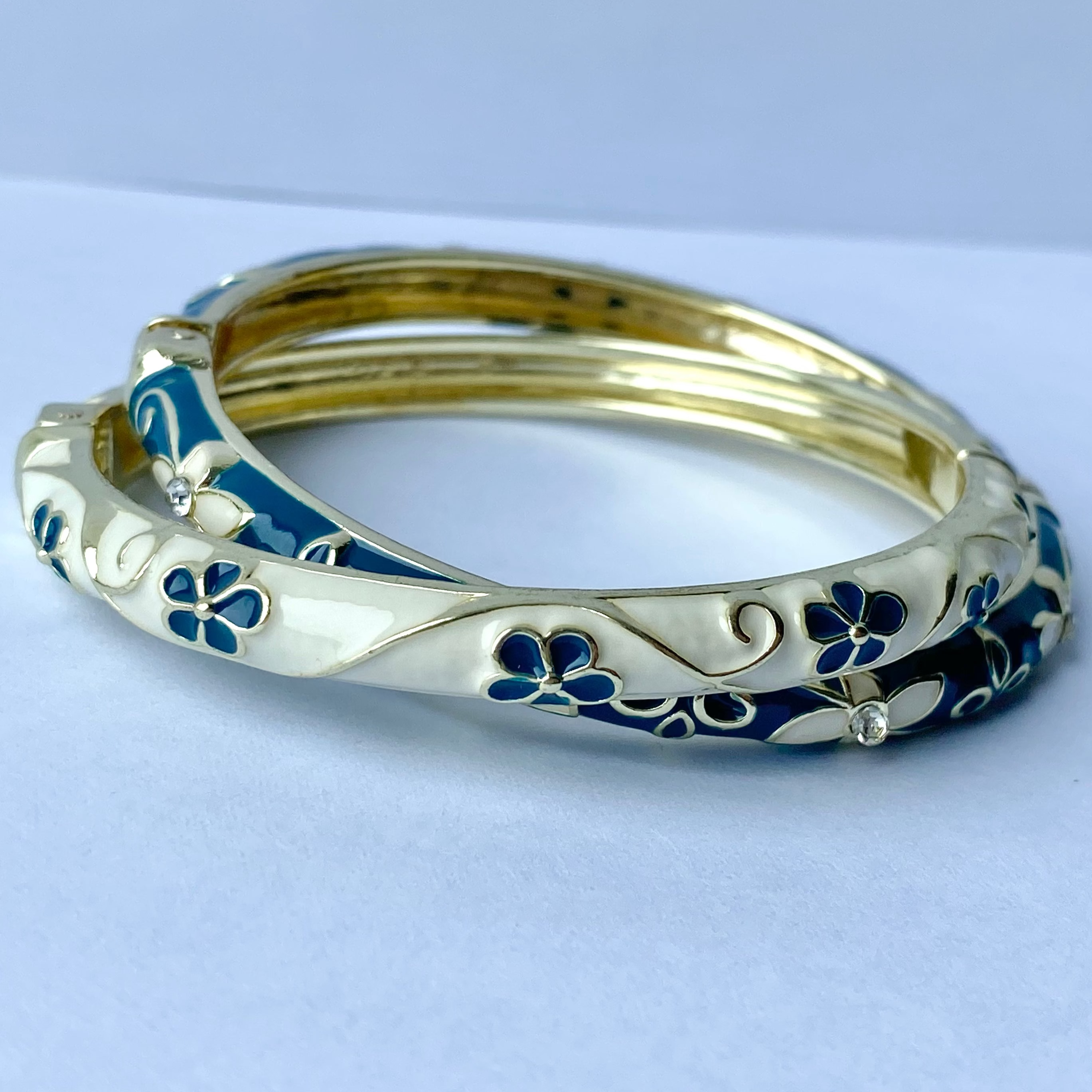Midnight China Bangle Set